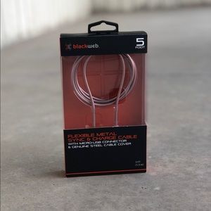 5-ft Flexible metal sync & charge cable